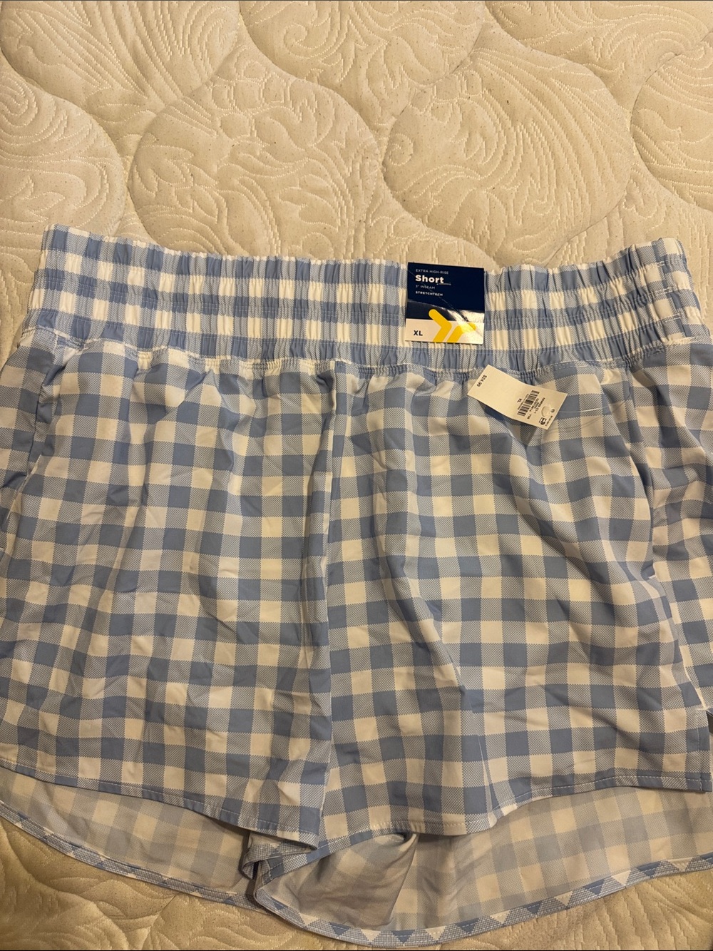 NWT! Old Navy Extra High-Waisted Crinkle Run Shorts -- 3-inch inseam Size XL